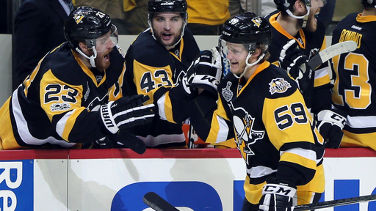 Penguins take 2-0 Stanley Cup lead with 4-1 win vs Predators (May 31, 2017)